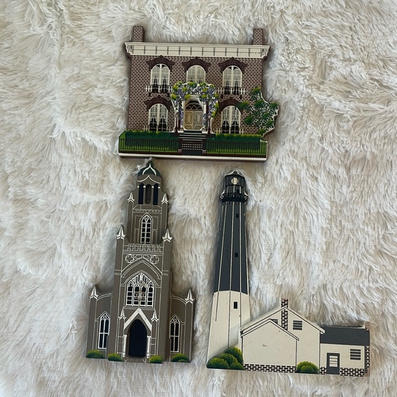 Set of 3 Savannah Shelia’s Houses.Israel Temple Mercer House & Tybee Lighthouse - Picture 1 of 12
